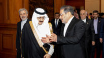 사우디와 화해한 이란, 이번엔 '하메네이 복심’ UAE 방문 