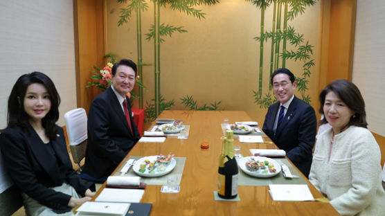 두 정상, 회담 뒤 두번 만찬…일본 언론 “이례적 오모테나시”