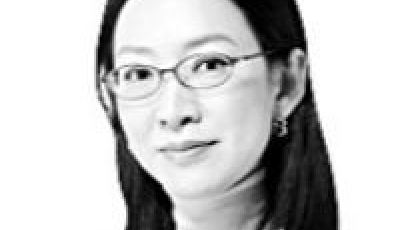 [글로벌 아이] 아카데미 여우주연상 양쯔충, 26년 전과 오늘의 여성