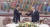 시진핑 중국 국가주석(왼쪽)과 블라디미르 푸틴 러시아 대통령이 21일 러시아 모스크바 크렘린궁에서 열린 국빈만찬에서 잔을 들고 건배하고 있다. 시 주석의 잔이 푸틴 대통령의 잔보다 더 높이 있다. 사진 CC-TV 캡처