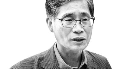 尹에 충고한 신평 "훌륭한 지도자는 민중 정서 반하지 않아야"