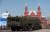 러시아 S-400 방공미사일 체계가 러시아 모스크바의 붉은 광장을 통과하고 있다. [AP=뉴시스]