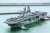 미국 해군의 와스프급 강습상륙함 '마킨 아일랜드'(LHD-8?4만2000t급)가 지난 22일 부산 남구 해군작전사령부 부산작전기지 부두로 입항하고 있다. 뉴시스