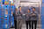 이재용 삼성전자 회장(왼쪽 둘째)이 지난 24일 중국 톈진의 삼성전기 MLCC 공장을 찾아 생산 라인을 점검하고 임직원들을 격려했다. [사진 삼성전자]