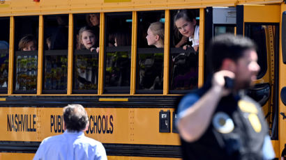 美 총기 난사 올해만 129번째…이번엔 초등학교, 6명 숨졌다