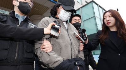 6만원 뺏고 택시기사 살해…16년 만에 붙잡힌 40대 공범 구속기소