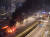 27일 텔아비브에서 아얄론 고속도로 한쪽을 점거한 시위대. [로이터=연합뉴스]