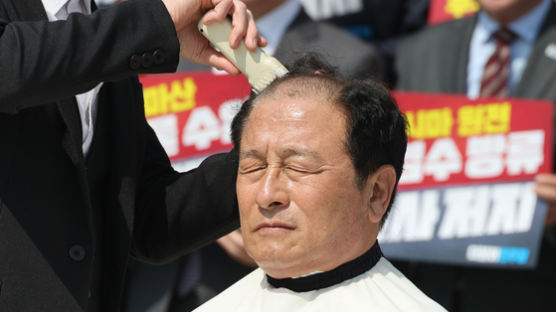 "머리는 자란다" 박지원 냉소뒤 4년...이번엔 민주당이 밀었다