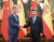 지난달 31일 시진핑(오른쪽) 중국 국가주석이 베이징 인민대회당에서 페드로 산체스 스페인 총리와 회담에 앞서 기념 촬영을 하고 있다. 신화=연합뉴스