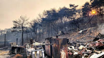 홍성 주민들, 산불 확산에 한밤 긴급대피…김태흠 "전쟁 상황"