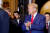 트럼프 전 미국 대통령이 4일 뉴욕 맨해튼 법정에서 기소인부절차를 밟았다. 로이터=연합뉴스