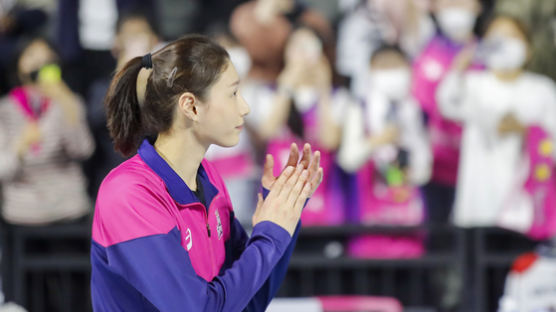 우승은 놓쳤지만…김연경, 통산 5번째 정규리그 MVP 유력