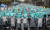5일 서울 여의도 국회 앞 의사당대로에서 열린 간호법 국회 통과 촉구 수요한마당에서 참석자들이 '간호법 제정' 피켓을 들어 보이고 있다. 뉴스1
