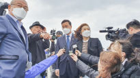 野 "일본 간 오염수 대책단 조롱한 與, 어느 나라 정당인가"