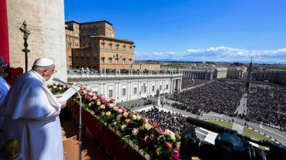 [사진] 교황 “새로워져라” 부활절 미사
