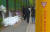 지난 11일 오후 대전 서구 둔산동 탄방중학교 앞 어린이 보호구역에서 인도를 덮친 만취운전자 차량에 숨진 고 배승아(9) 양을 추모하는 시민들의 발걸음이 연일 이어지고 있다. 사진 프리랜서 김성태
