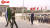 14일 정오 중국 베이징 톈안먼(天安門) 광장에 있는 인민영웅기념비에 헌화하는 룰라 대통령. 사진 중국 CCTV 캡처