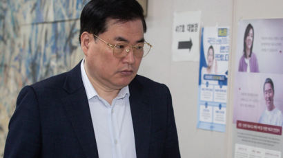 '형수 욕설'에 댓글 작업했다…이재명 선거 도운 '의형제 넷'