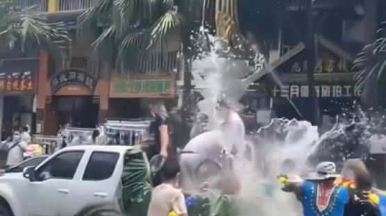 물총 축제인데 232명이 죽었다...태국 송끄란 위험한 진짜 이유