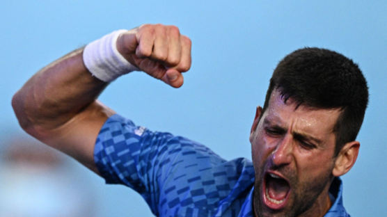 남자 테니스 세계 1위 조코비치, 프랑스오픈 앞두고 팔꿈치 이상