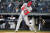 19일 뉴욕 양키스전에서 홈런을 터뜨린 오타니. 베이브 루스가 양키 스타디움 개장 경기 홈런을 친 지 꼭 100년 만이다. [AP=연합뉴스]