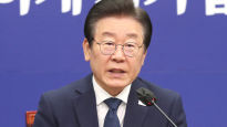 이재명 "尹, 우크라 무기지원 가능성 공개 언급…발언 철회하고 사과해야"