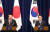 지난달 16일 일본 도쿄 총리 관저에서 공동 기자회견을 하는 윤석열 대통령(왼쪽)과 기시다 후미오 일본 총리. [연합뉴스]