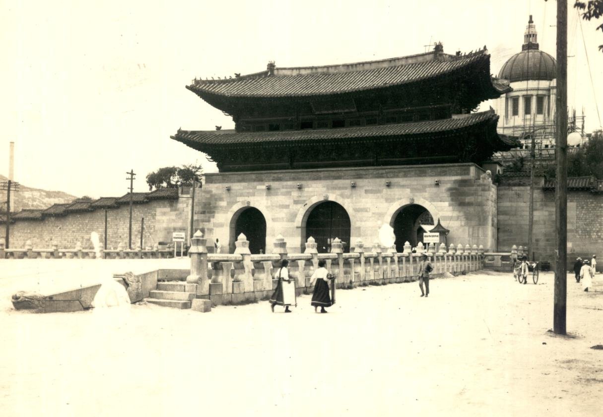 사진은 1923년경 광화문 모습. 사진 국사편찬위원회