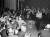 1956년 관객들 앞에서 노래하고 있는 해리 벨라폰테의 모습. AP=연합뉴스