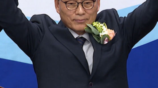 '이재명 신임투표' 말도 나온 선거...'친낙' 박광온이 과반 압승