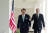 윤석열 대통령과 조 바이든 미국 대통령이 지난달 26일(현지시간) 워싱턴DC 백악관 오벌 오피스에서 열린 한미 정상 소인수회담에 나란히 참석하고 있다. 사진 대통령실