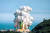 순수 국내 기술로 설계 및 제작된 한국형 발사체 누리호(KSLV-Ⅱ)가 지난 6월 21일 전남 고흥군 나로우주센터 발사대에서 화염을 내뿜으며 우주로 날아오르고 있다. 중앙포토