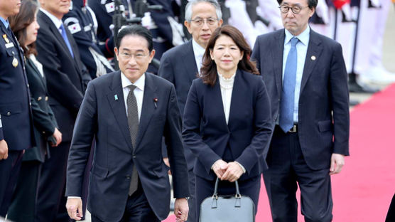 한국 온 기시다 총리, 경제단체장 만난다...한일 경협 확대