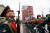 러시아가 9일(현지시간) 제2차 세계대전 승리를 기념하는 전승절 열병식을 개최한다. 사진은 지난 8일 러시아 군인들이 모스크바에서 열병식 리허설을 하는 모습. AFP=연합뉴스