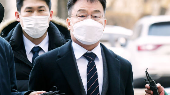 법원, 김만배 보석청구 기각…"증거인멸·도망 염려" 