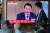 16일 오전 서울역 대합실에서 시민들이 윤석열 대통령이 주재하는 국무회의를 생방송으로 시청하고 있다. 뉴스1