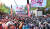 세계 노동절이자 근로자의 날인 1일 경남 창원시 창원병원 일대에서 '5·1 총궐기 경남대회'가 열리고 있다. 연합뉴스