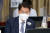 김수흥 더불어민주당 의원이 지난해 10월 20일 광주지방국세청에서 열린 국회 기획재정위원회의 국정감사에서 질의하고 있다. 뉴스1