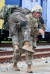 한ㆍ미 연합훈련에서 미군 공병 여군이 가상의 테러 진압 도중 발생한 국군 부상자를 둘러업고 이송하고 있다. 뉴스1