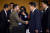 21일 G7 정상회의에서 만난 윤석열 대통령(오른쪽)과 볼로디미르 젤렌스키 우크라이나 대통령. AFP=연합뉴스 