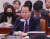 권영세 통일부 장관이 지난 9일 오후 서울 여의도 국회에서 열린 외교통일위원회 전체회의에서 의원들의 질의에 답변하는 모습. 뉴스1