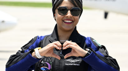 사우디 첫 여성 우주인 탄생…스페이스X 타고 국제우주정거장으로