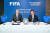 현대자동차그룹 기획조정실장 김걸 사장(오른쪽)과 지안니 인판티노 국제축구연맹(FIFA) 회장이 25일(현지시간) 스위스 취리히 국제축구연맹(FIFA) 본부에서 2030년까지 FIFA 파트너십을 연장하는 조인식 후 기념촬영을 하고 있다. [현대차그룹 제공]