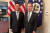 니컬러스 번스 미국 대사(오른쪽)가 셰펑 신임 중국 대사(왼쪽)의 환송연을 마련했다. [트위터 캡처]