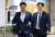 정민용 전 실장(왼쪽)이 지난달 4일 서울 서초구 서울중앙지방법원에서 법정을 향해 걸어가고 있다..뉴스1