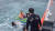 지난달 27일 제주해양경찰서가 협재해수욕장 앞바다에 표류한 가족을 구조하는 모습. [사진 제주해양경찰서]
