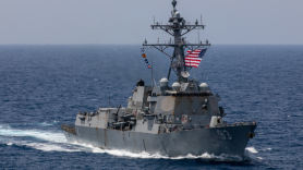 미·중 군함 137m 초접근…"대만해협서 충돌 직전까지 갔다"