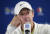 로리 매킬로이가 8일(한국시간) 캐나다 토론토에서 열린 RBC 캐나다 오픈 개막 기자회견에서 전날 발표된 PGA 투어와 LIV 골프의 합병안을 놓고 이야기하고 있다. AP=연합뉴스 