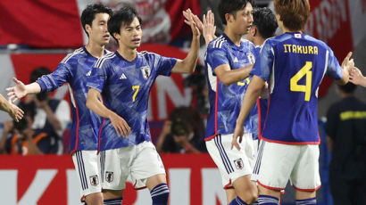 일본, 한국에 0-1 패배 안긴 페루에 4-1 완승