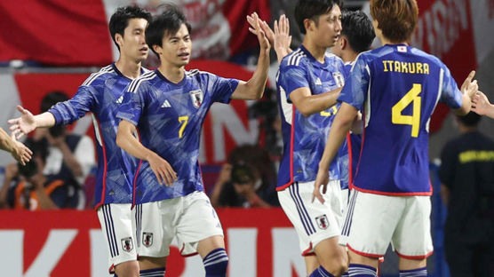 일본, 한국에 0-1 패배 안긴 페루에 4-1 완승